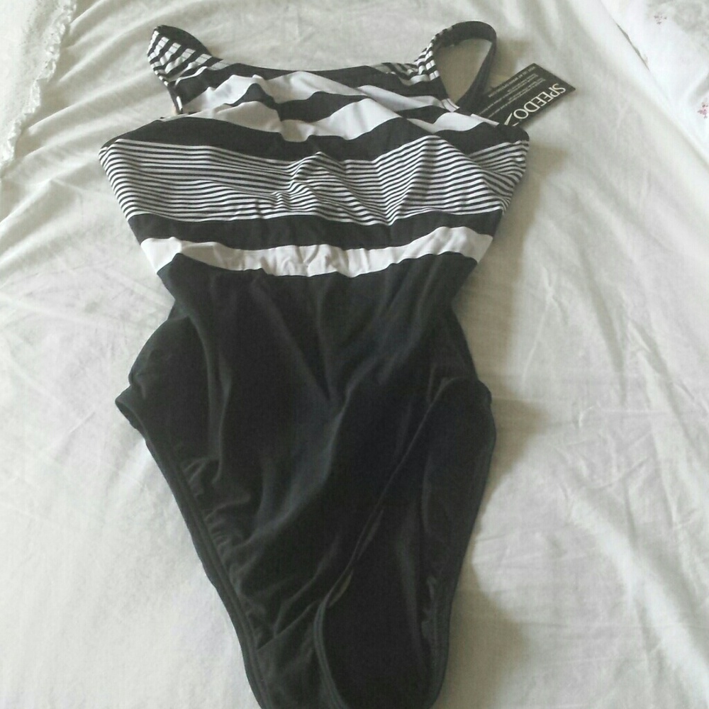 B1G1 FREE-SALE  NWT SPEEDO SWIMSUIT SZ 14